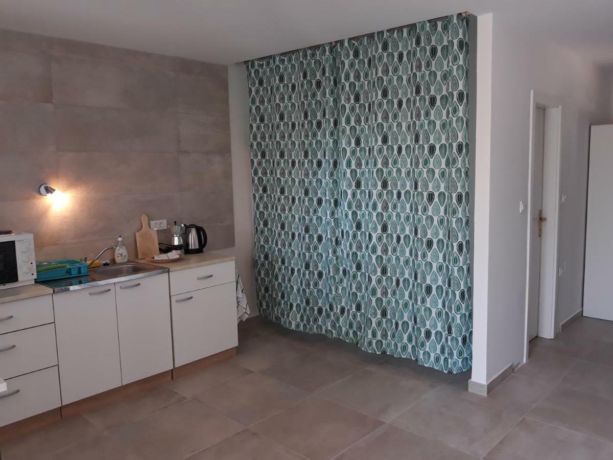 Apartment Beni Bol Zewnętrze zdjęcie